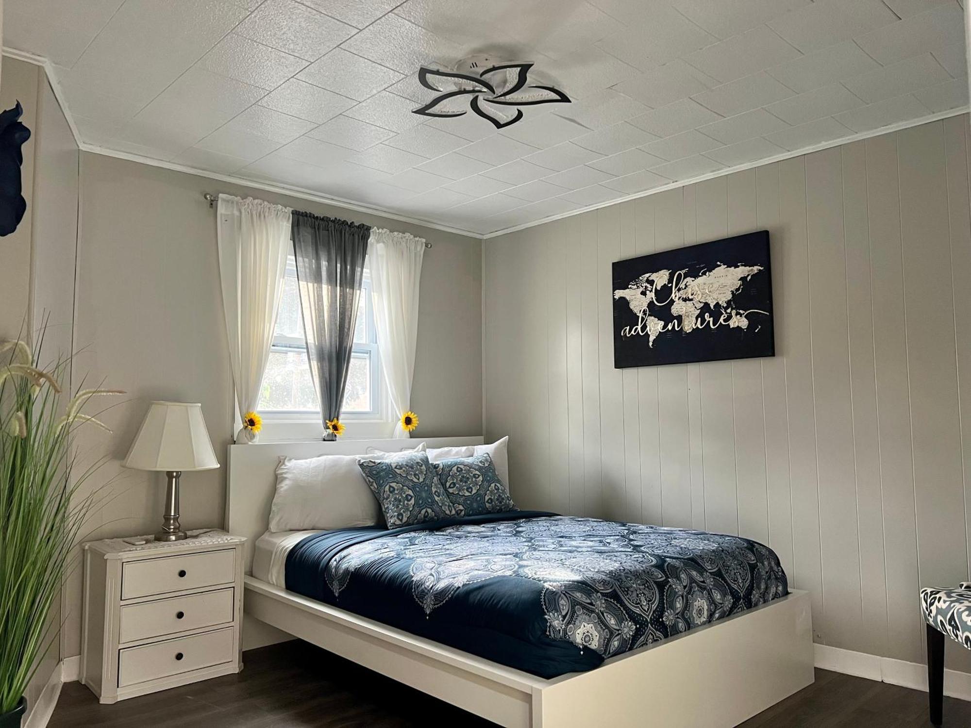 Cozy Buffalo Home-Sleeps 4 Lackawanna Eksteriør bilde