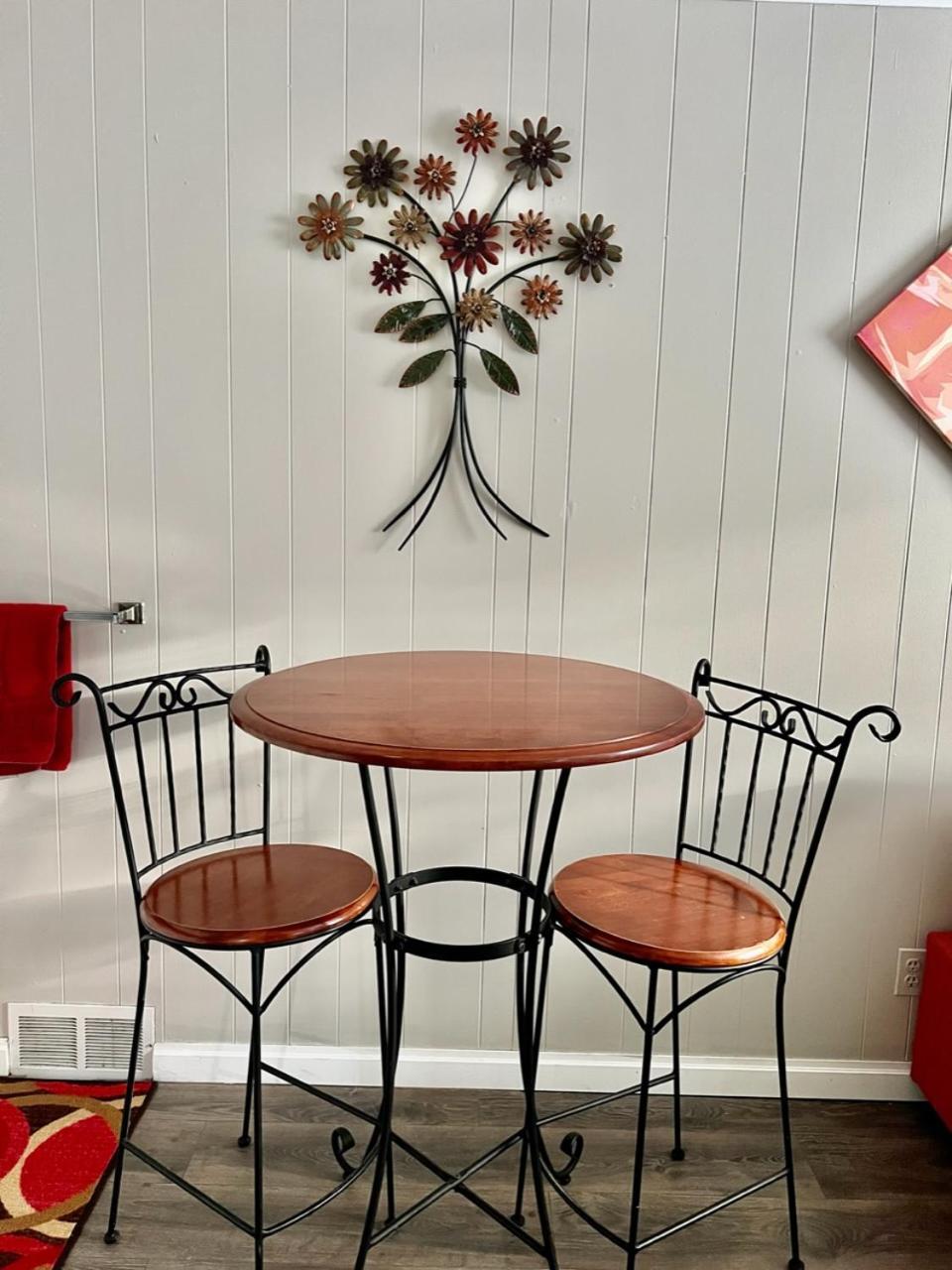 Cozy Buffalo Home-Sleeps 4 Lackawanna Eksteriør bilde